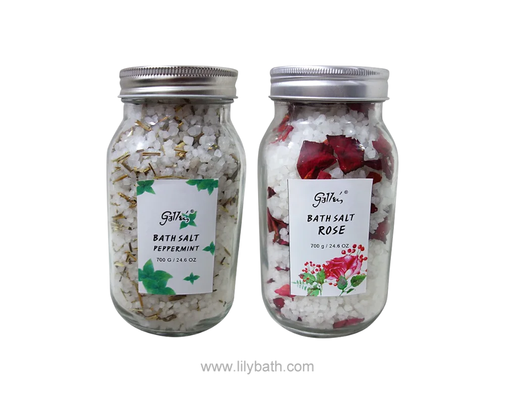 कांच की बोतल में प्राकृतिक समुद्री स्नान नमक - पेपरमिंट & गुलाब की खुशबू 1