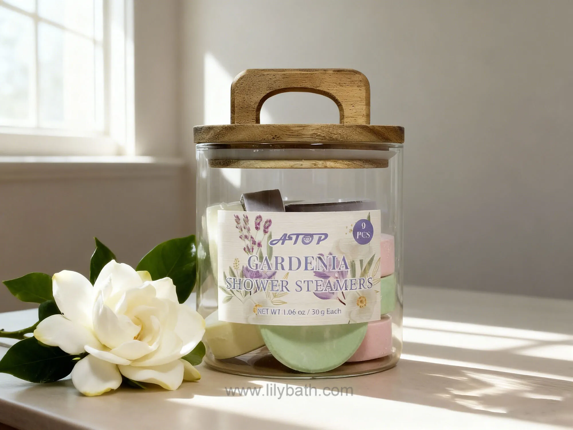 9 पीस गार्डेनिया शावर स्टीमर अरोमाथेरेपी स्पा टैबलेट ग्लास जार में लकड़ी के ढक्कन के साथ - लिली बाथ 1