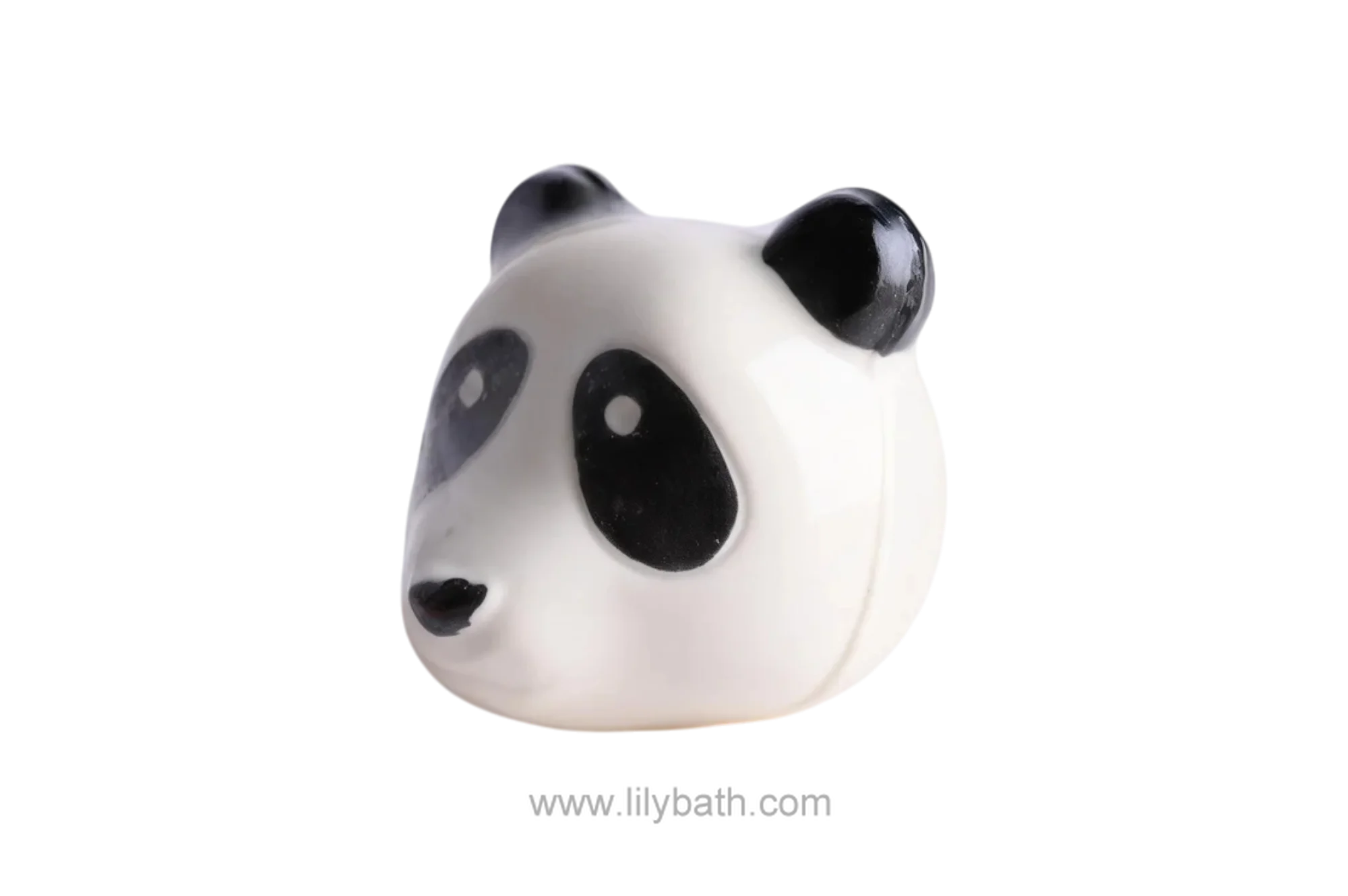 पांडा स्नान बम